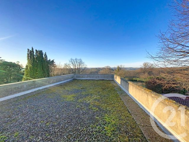 maison à vendre - 7 pièces - 196.59 m2 - EBREUIL - 03 - AUVERGNE - Century 21 Lefèbvre Immobilier