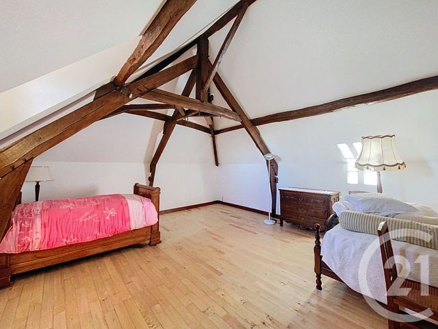 maison à vendre - 7 pièces - 196.59 m2 - EBREUIL - 03 - AUVERGNE - Century 21 Lefèbvre Immobilier