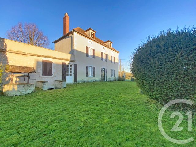 maison à vendre - 7 pièces - 196.59 m2 - EBREUIL - 03 - AUVERGNE - Century 21 Lefèbvre Immobilier