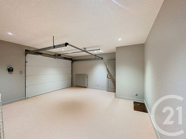 maison à vendre - 7 pièces - 196.59 m2 - EBREUIL - 03 - AUVERGNE - Century 21 Lefèbvre Immobilier