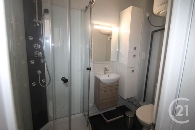 Appartement Studio à louer - 1 pièce - 24.44 m2 - GANNAT - 03 - AUVERGNE - Century 21 Lefèbvre Immobilier