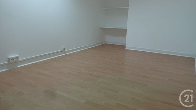 maison à vendre - 6 pièces - 140.0 m2 - THURET - 63 - AUVERGNE - Century 21 Lefèbvre Immobilier