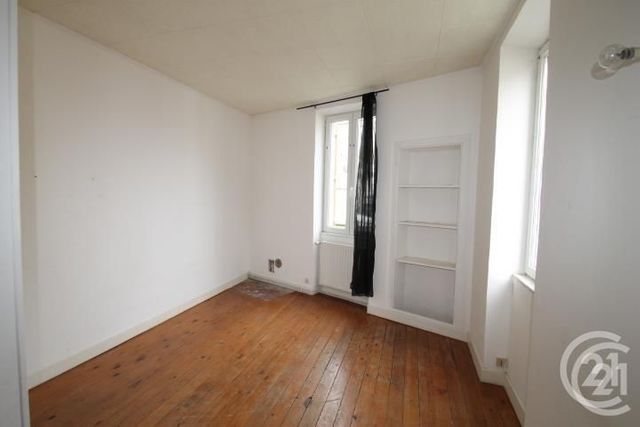 maison à louer - 4 pièces - 85.66 m2 - GANNAT - 03 - AUVERGNE - Century 21 Lefèbvre Immobilier