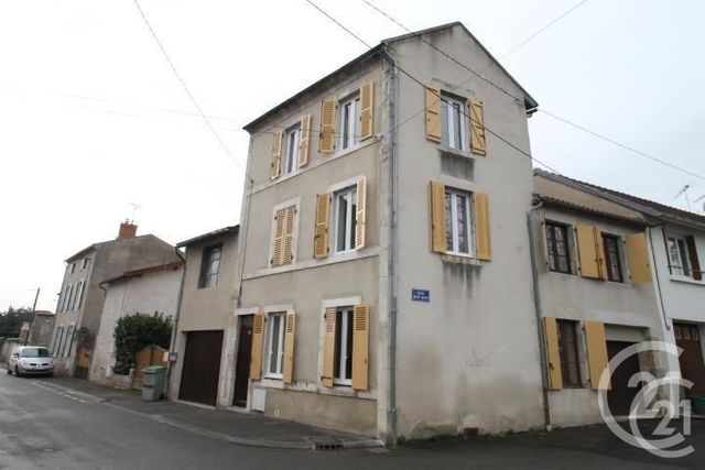maison à louer - 4 pièces - 85.66 m2 - GANNAT - 03 - AUVERGNE - Century 21 Lefèbvre Immobilier