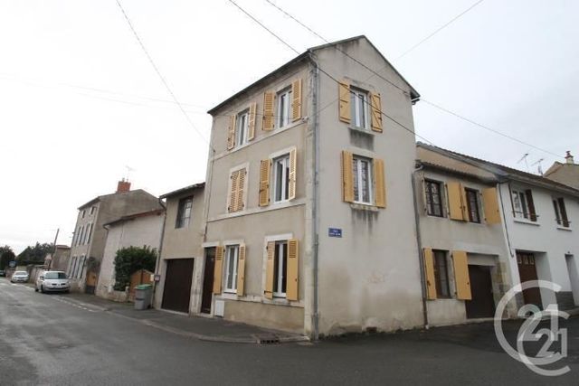 maison à louer - 4 pièces - 85.66 m2 - GANNAT - 03 - AUVERGNE - Century 21 Lefèbvre Immobilier