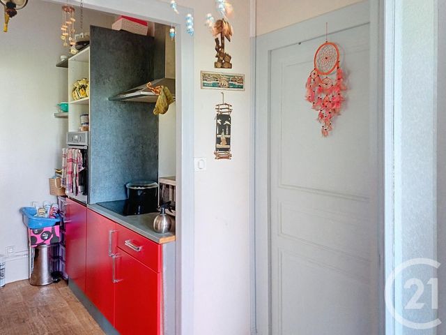 Appartement F2 à louer - 2 pièces - 58.62 m2 - GANNAT - 03 - AUVERGNE - Century 21 Lefèbvre Immobilier