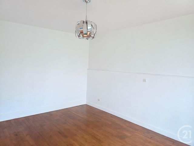 maison à louer - 5 pièces - 148.31 m2 - BROUT VERNET - 03 - AUVERGNE - Century 21 Lefèbvre Immobilier