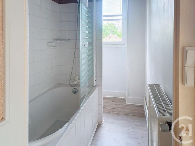 maison à louer - 5 pièces - 148.31 m2 - BROUT VERNET - 03 - AUVERGNE - Century 21 Lefèbvre Immobilier