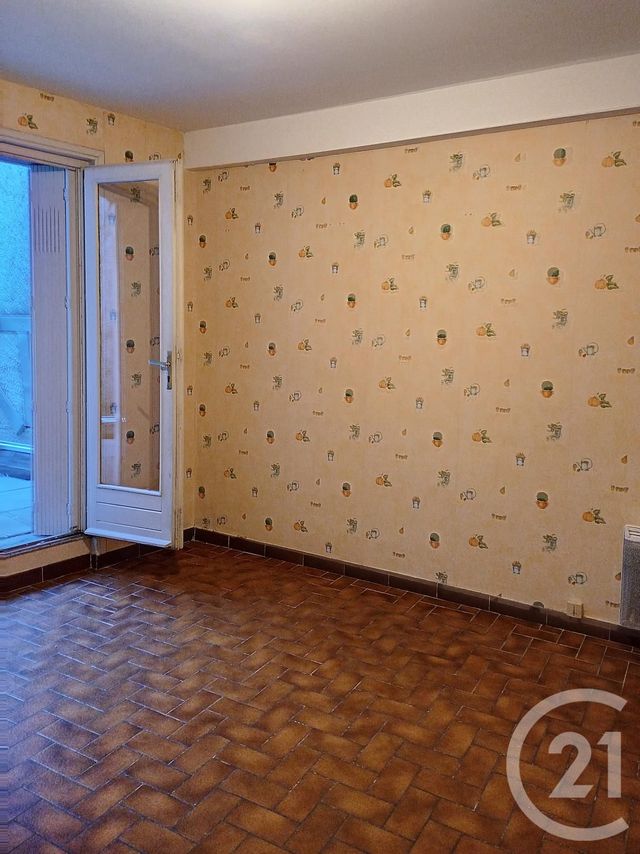 Appartement F2 à louer - 2 pièces - 44.4 m2 - GANNAT - 03 - AUVERGNE - Century 21 Lefèbvre Immobilier