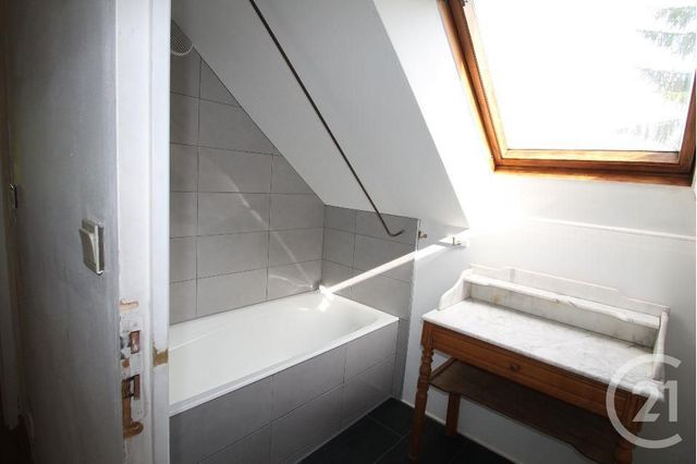 maison à louer - 6 pièces - 150.0 m2 - VICQ - 03 - AUVERGNE - Century 21 Lefèbvre Immobilier