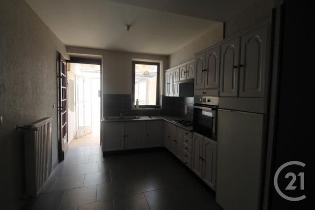 maison à louer - 5 pièces - 89.73 m2 - GANNAT - 03 - AUVERGNE - Century 21 Lefèbvre Immobilier