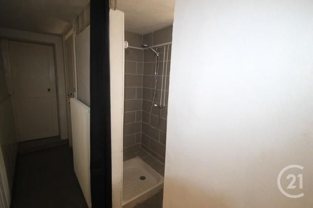 maison à louer - 5 pièces - 89.73 m2 - GANNAT - 03 - AUVERGNE - Century 21 Lefèbvre Immobilier