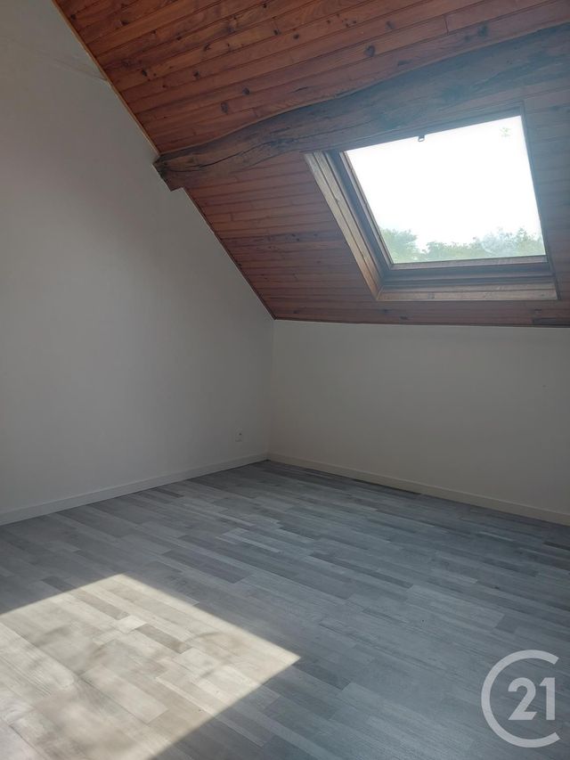 maison à louer - 4 pièces - 107.0 m2 - CHEZELLE - 03 - AUVERGNE - Century 21 Lefèbvre Immobilier