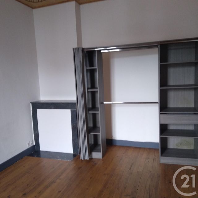 Appartement à louer - 2 pièces - 46.86 m2 - VICHY - 03 - AUVERGNE - Century 21 Lefèbvre Immobilier