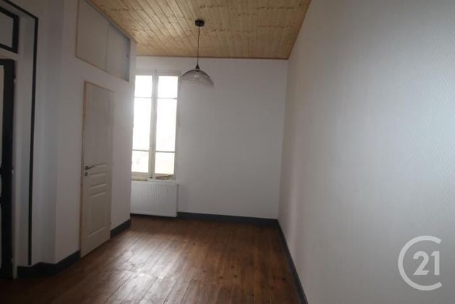 Appartement à louer - 2 pièces - 46.86 m2 - VICHY - 03 - AUVERGNE - Century 21 Lefèbvre Immobilier