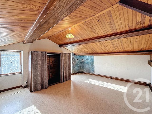 maison à vendre - 4 pièces - 81.0 m2 - GANNAT - 03 - AUVERGNE - Century 21 Lefèbvre Immobilier