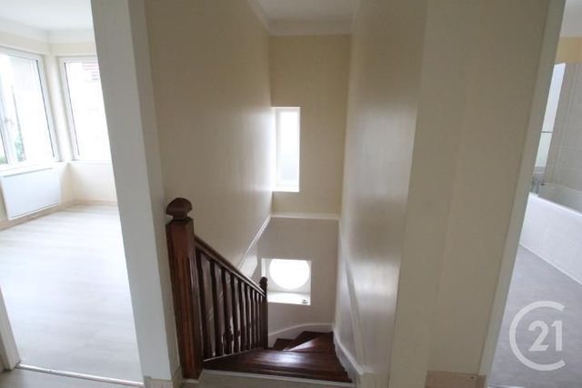 maison à louer - 4 pièces - 79.0 m2 - VICHY - 03 - AUVERGNE - Century 21 Lefèbvre Immobilier