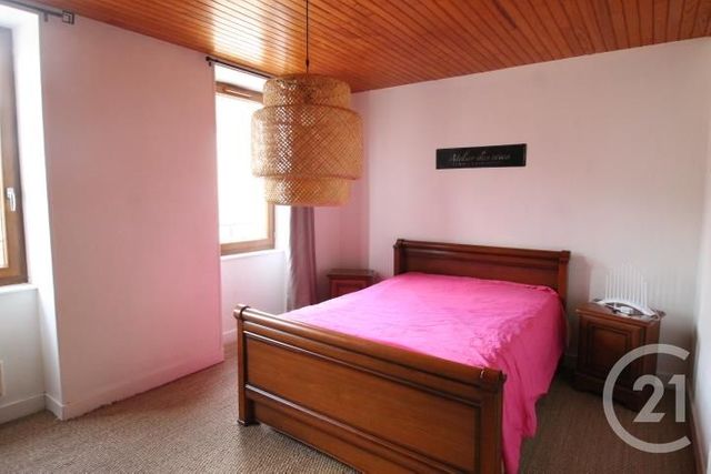 maison à louer - 3 pièces - 116.37 m2 - BELLENAVES - 03 - AUVERGNE - Century 21 Lefèbvre Immobilier