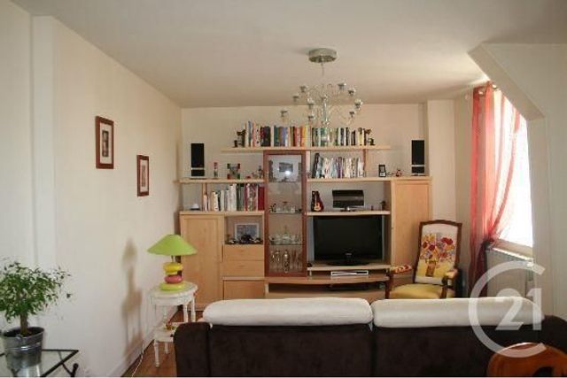 Appartement F3 à louer - 3 pièces - 76.5 m2 - GANNAT - 03 - AUVERGNE - Century 21 Lefèbvre Immobilier