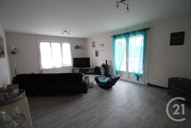 maison à louer - 4 pièces - 89.61 m2 - ST GENES DU RETZ - 63 - AUVERGNE - Century 21 Lefèbvre Immobilier