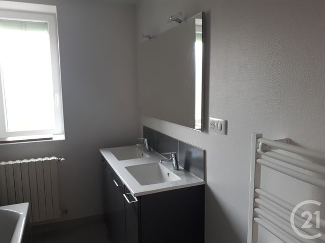 maison à louer - 4 pièces - 89.61 m2 - ST GENES DU RETZ - 63 - AUVERGNE - Century 21 Lefèbvre Immobilier