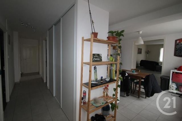 maison à louer - 4 pièces - 89.61 m2 - ST GENES DU RETZ - 63 - AUVERGNE - Century 21 Lefèbvre Immobilier