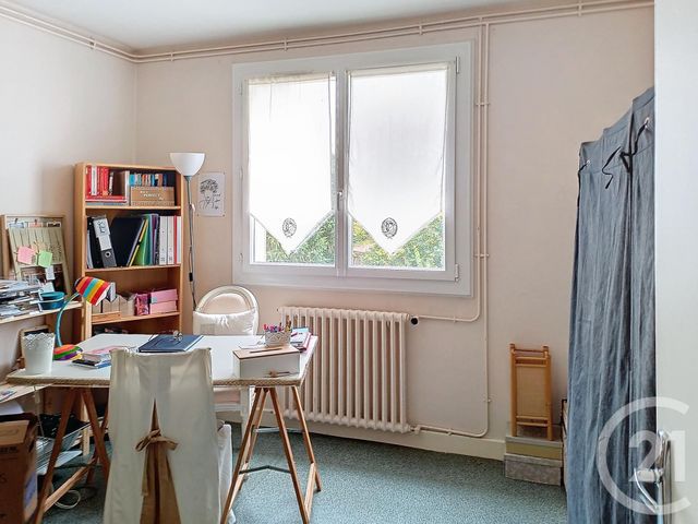 Appartement à louer - 3 pièces - 61.26 m2 - GANNAT - 03 - AUVERGNE - Century 21 Lefèbvre Immobilier