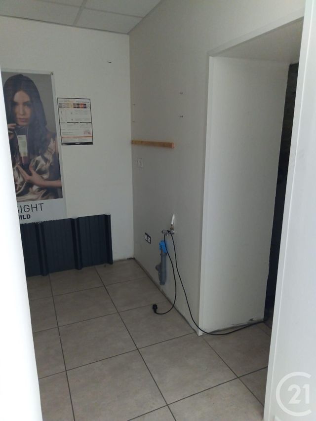 Appartement Local à louer - 2 pièces - 37.0 m2 - GANNAT - 03 - AUVERGNE - Century 21 Lefèbvre Immobilier