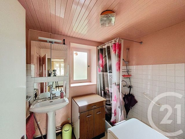 maison à vendre - 5 pièces - 79.2 m2 - ST GENES DU RETZ - 63 - AUVERGNE - Century 21 Lefèbvre Immobilier