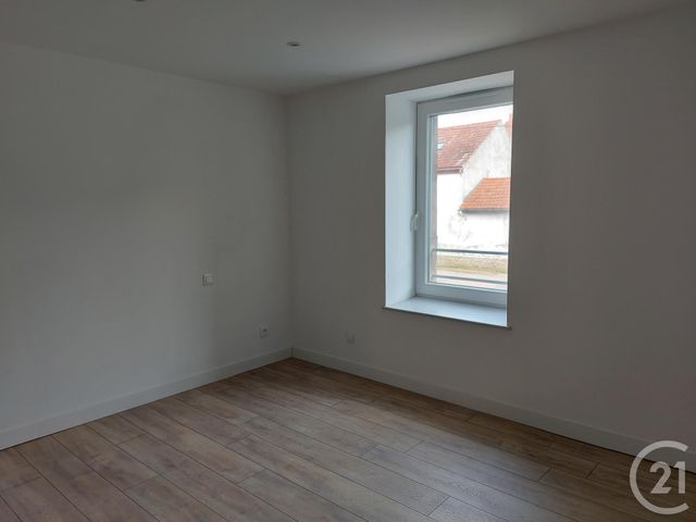 maison à louer - 4 pièces - 65.55 m2 - GANNAT - 03 - AUVERGNE - Century 21 Lefèbvre Immobilier