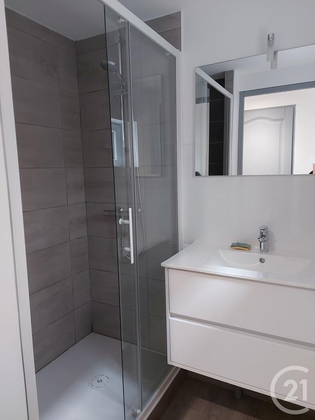 maison à louer - 4 pièces - 65.55 m2 - GANNAT - 03 - AUVERGNE - Century 21 Lefèbvre Immobilier