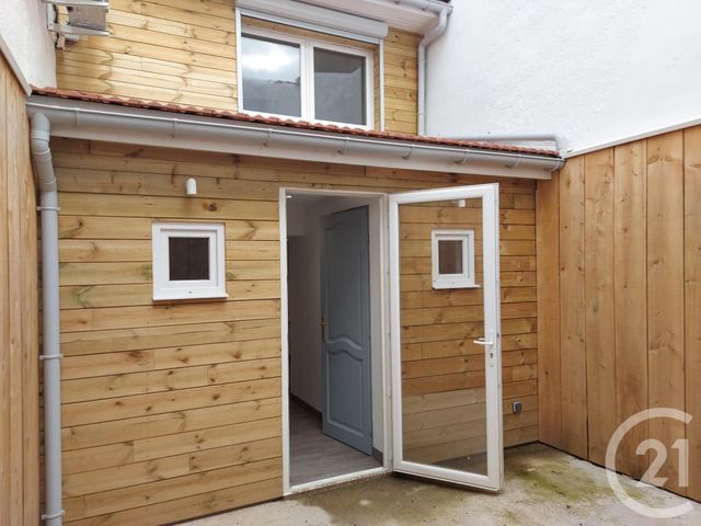 maison à louer - 4 pièces - 65.55 m2 - GANNAT - 03 - AUVERGNE - Century 21 Lefèbvre Immobilier