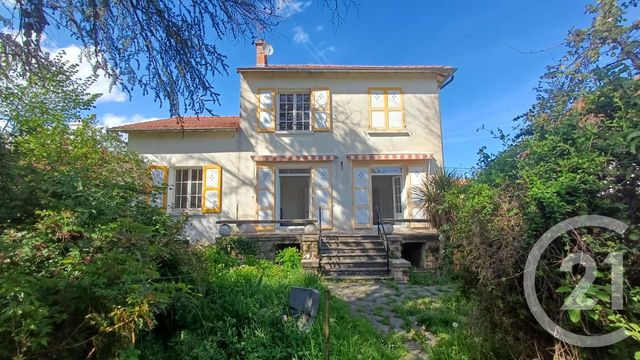 maison à vendre - 6 pièces - 156.27 m2 - GANNAT - 03 - AUVERGNE - Century 21 Lefèbvre Immobilier