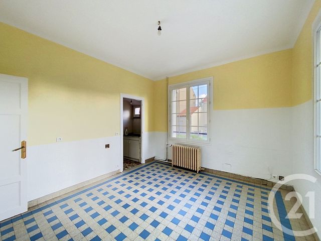 maison à vendre - 6 pièces - 156.27 m2 - GANNAT - 03 - AUVERGNE - Century 21 Lefèbvre Immobilier