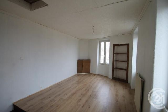 maison à louer - 4 pièces - 85.66 m2 - GANNAT - 03 - AUVERGNE - Century 21 Lefèbvre Immobilier