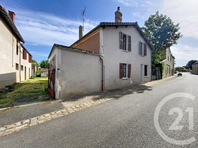 maison à vendre - 11 pièces - 215.78 m2 - ESCUROLLES - 03 - AUVERGNE - Century 21 Lefèbvre Immobilier
