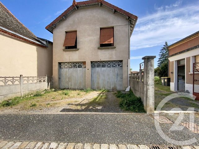 maison à vendre - 11 pièces - 215.78 m2 - ESCUROLLES - 03 - AUVERGNE - Century 21 Lefèbvre Immobilier