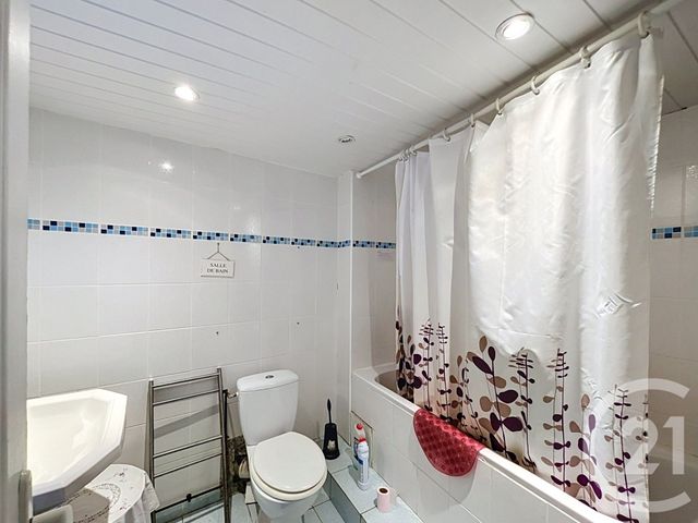 maison à vendre - 7 pièces - 150.0 m2 - CHOUVIGNY - 03 - AUVERGNE - Century 21 Lefèbvre Immobilier