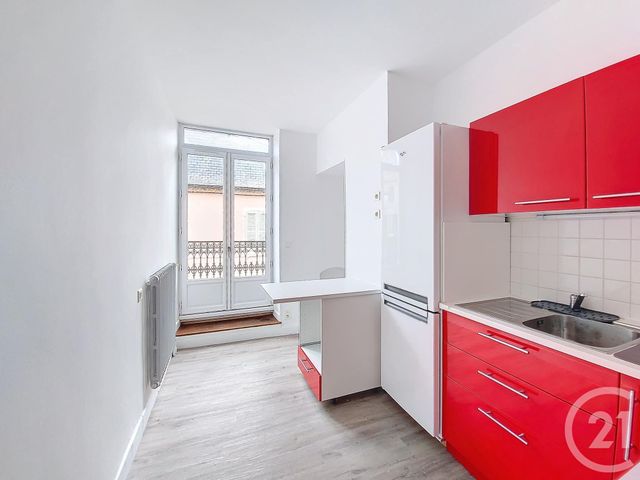 Appartement F3 à louer - 3 pièces - 79.8 m2 - GANNAT - 03 - AUVERGNE - Century 21 Lefèbvre Immobilier
