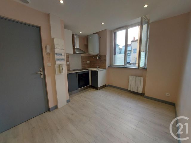 Appartement F1 à louer - 2 pièces - 29.6 m2 - GANNAT - 03 - AUVERGNE - Century 21 Lefèbvre Immobilier