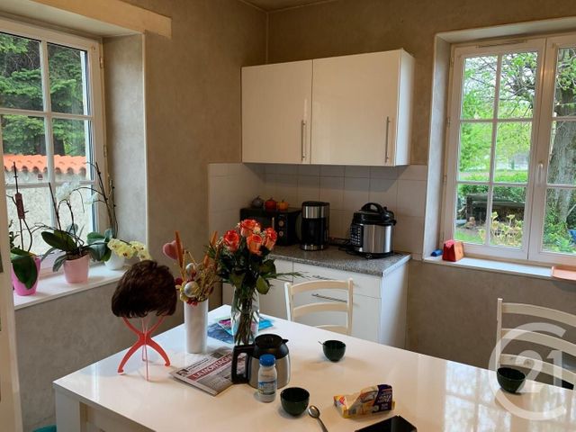 maison à louer - 5 pièces - 119.59 m2 - VENSAT - 63 - AUVERGNE - Century 21 Lefèbvre Immobilier