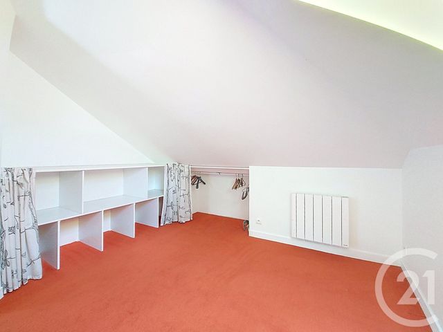 Appartement F2 à louer - 2 pièces - 32.0 m2 - GANNAT - 03 - AUVERGNE - Century 21 Lefèbvre Immobilier