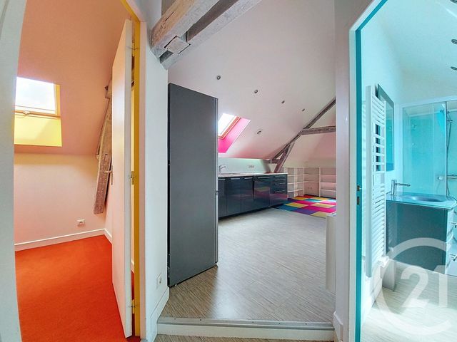 Appartement F2 à louer - 2 pièces - 32.0 m2 - GANNAT - 03 - AUVERGNE - Century 21 Lefèbvre Immobilier