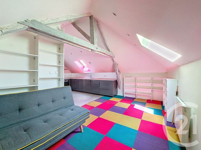 Appartement F2 à louer - 2 pièces - 32.0 m2 - GANNAT - 03 - AUVERGNE - Century 21 Lefèbvre Immobilier