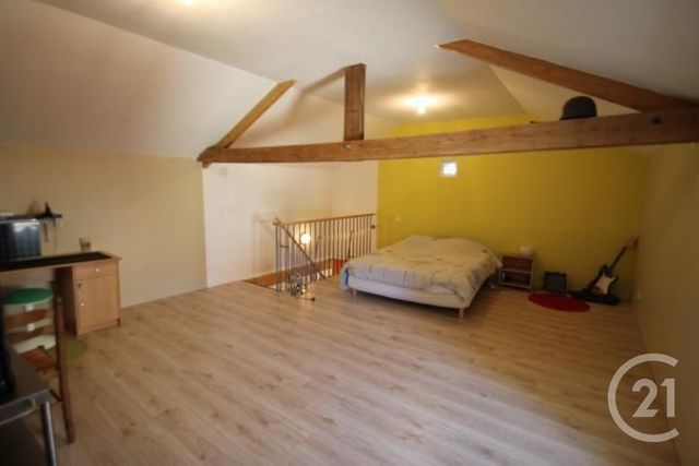maison à louer - 2 pièces - 80.0 m2 - BELLENAVES - 03 - AUVERGNE - Century 21 Lefèbvre Immobilier