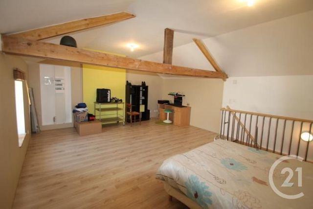maison à louer - 2 pièces - 80.0 m2 - BELLENAVES - 03 - AUVERGNE - Century 21 Lefèbvre Immobilier