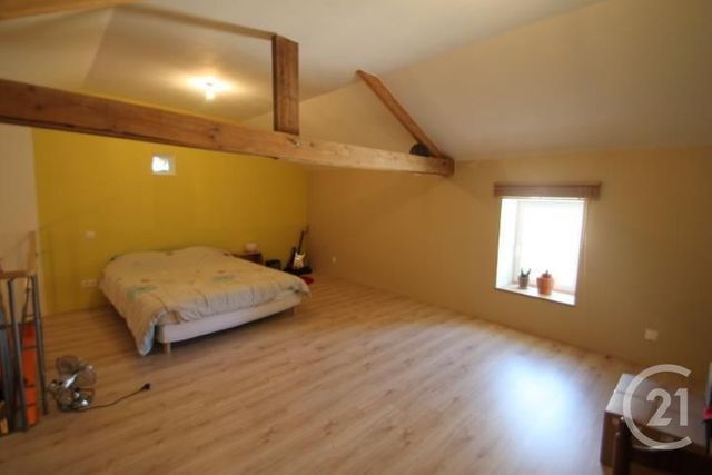maison à louer - 2 pièces - 80.0 m2 - BELLENAVES - 03 - AUVERGNE - Century 21 Lefèbvre Immobilier