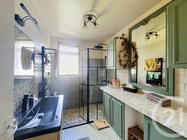 maison à vendre - 4 pièces - 124.67 m2 - LE MAYET D ECOLE - 03 - AUVERGNE - Century 21 Lefèbvre Immobilier