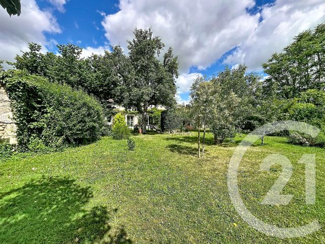 maison à vendre - 4 pièces - 124.67 m2 - LE MAYET D ECOLE - 03 - AUVERGNE - Century 21 Lefèbvre Immobilier