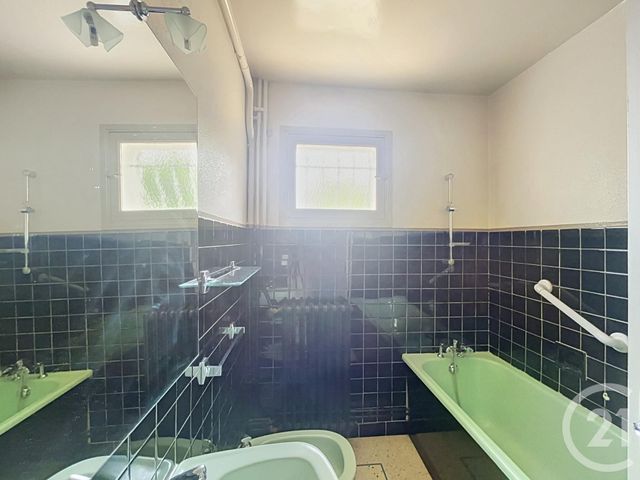 maison à vendre - 6 pièces - 163.0 m2 - VENSAT - 63 - AUVERGNE - Century 21 Lefèbvre Immobilier